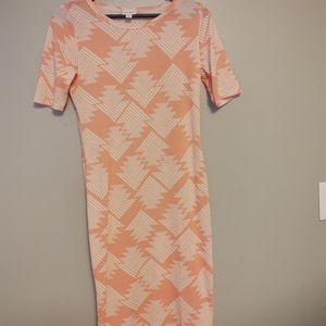Pink LuLaRoe tunic dress